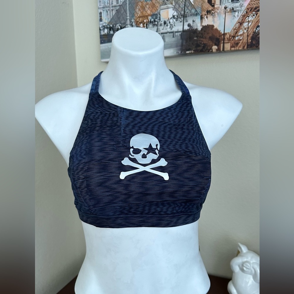 Lululemon sport bra